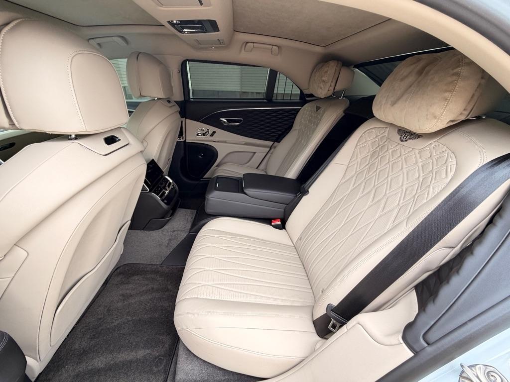 Bentley Flying Spur  2021