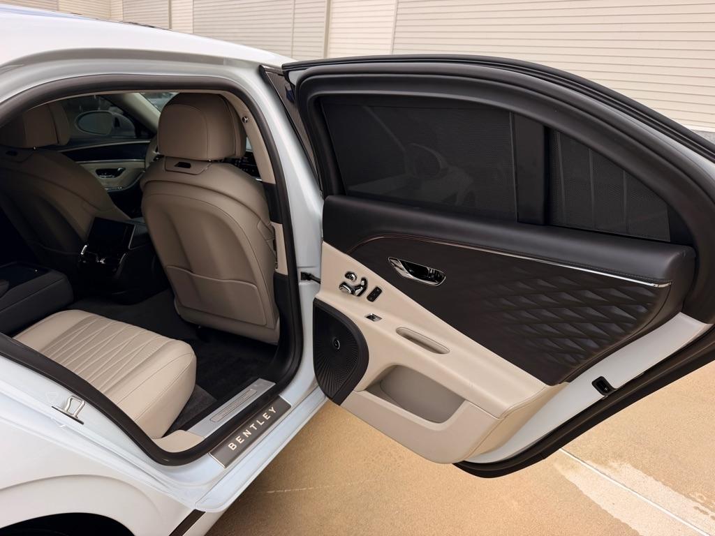 Bentley Flying Spur  2021