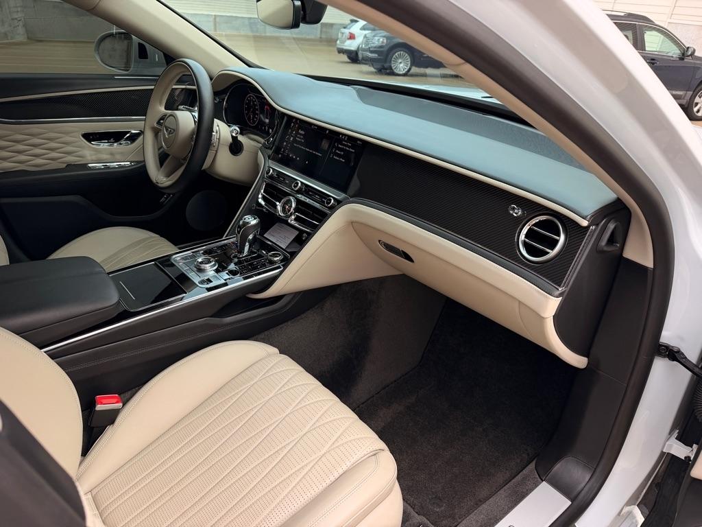 Bentley Flying Spur  2021