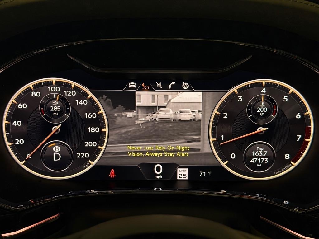 Bentley Flying Spur  2021