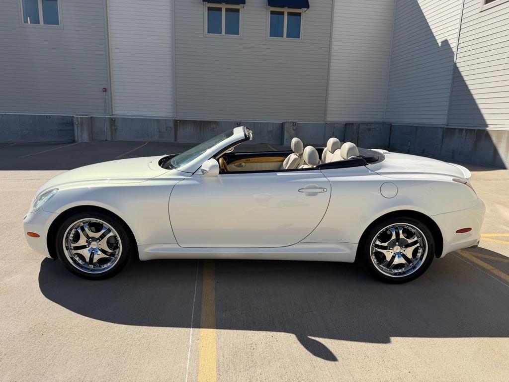 Lexus SC 430 Convertible 2004