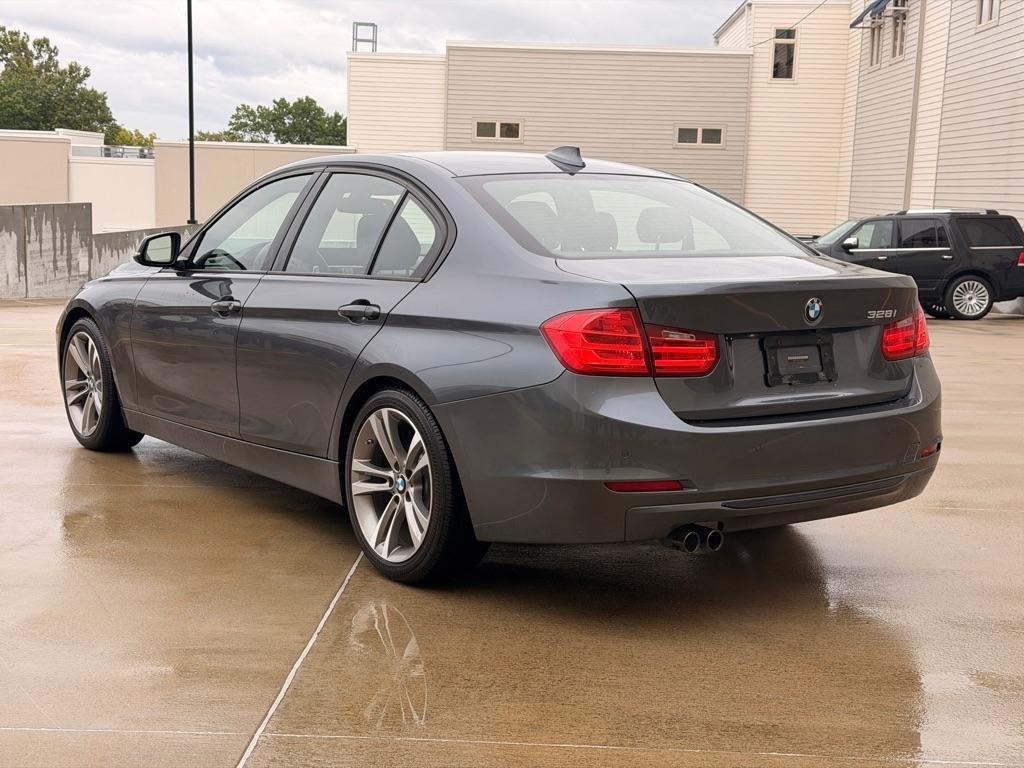 BMW 3-Series 328i Sedan 2015