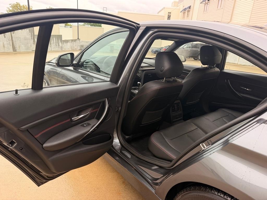 BMW 3-Series 328i Sedan 2015