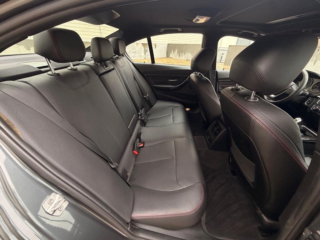 BMW 3-Series 328i Sedan 2015