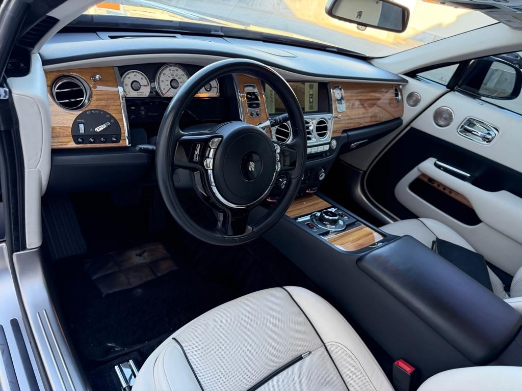 Rolls-Royce Wraith Coupe 2017