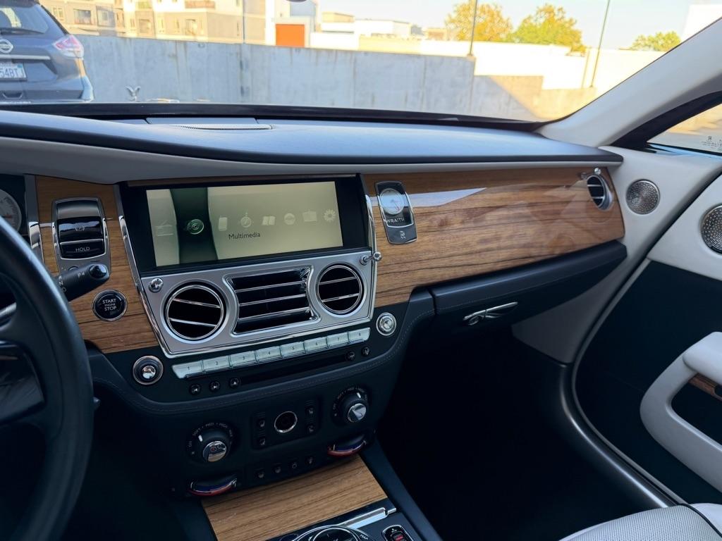 Rolls-Royce Wraith Coupe 2017