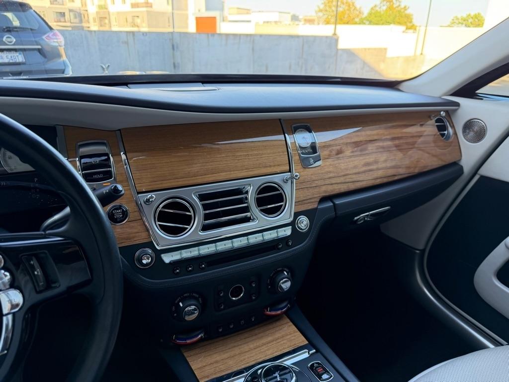 Rolls-Royce Wraith Coupe 2017
