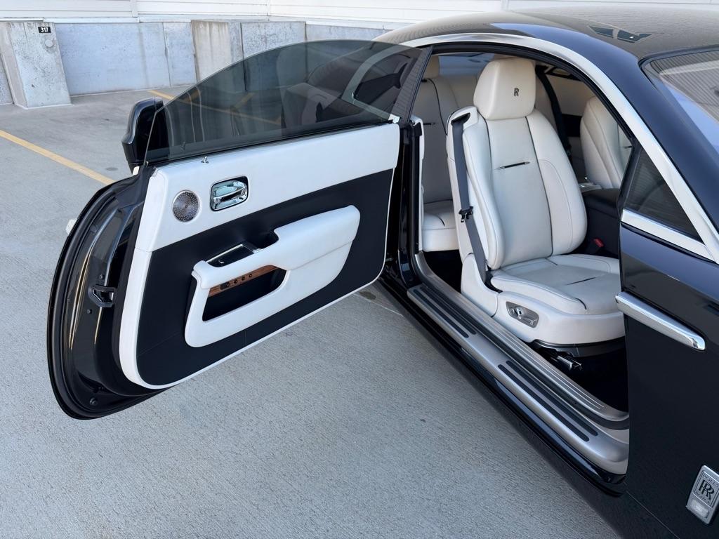 Rolls-Royce Wraith Coupe 2017