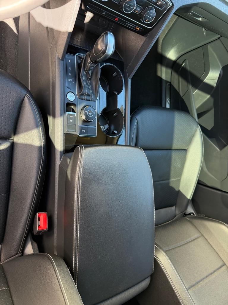 Volkswagen Atlas V6 SE w/Technology 4MOTION 2023