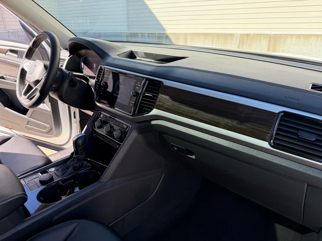 Volkswagen Atlas V6 SE w/Technology 4MOTION 2023