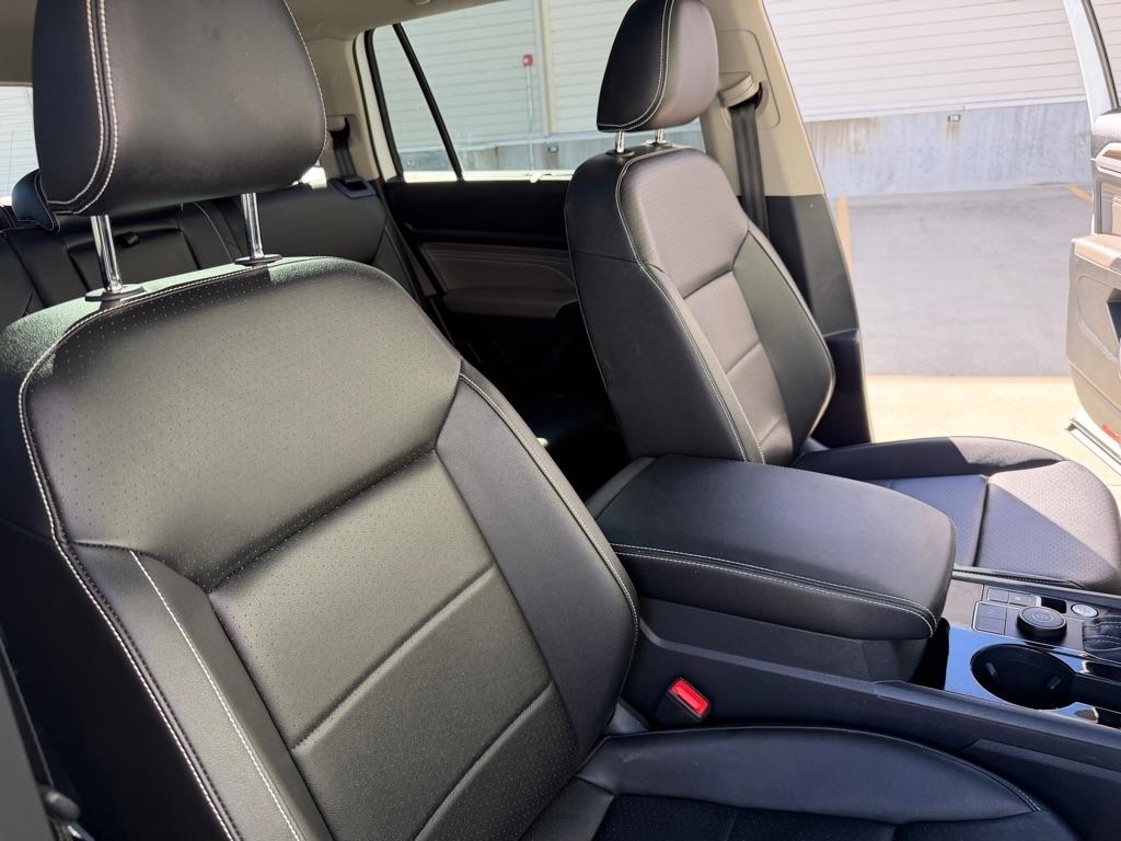 Volkswagen Atlas V6 SE w/Technology 4MOTION 2023