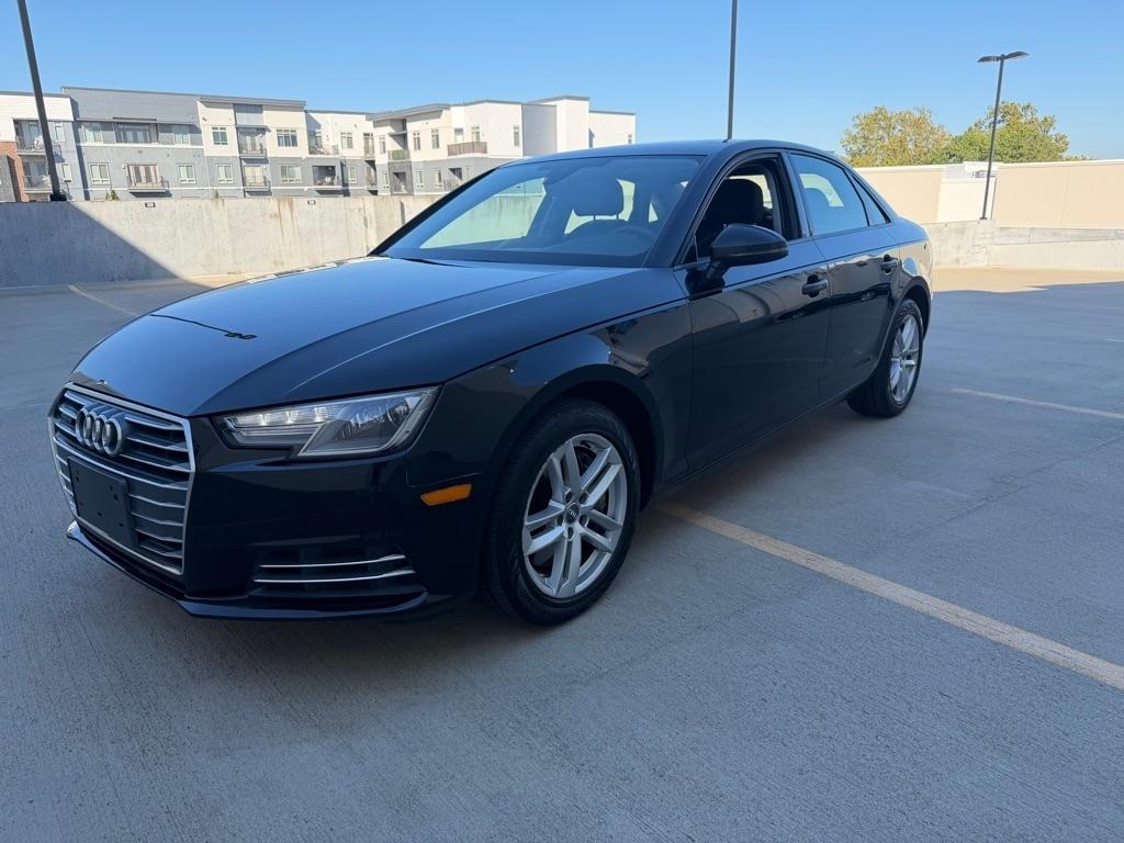 Audi A4 2.0T Premium quattro Sedan 2017
