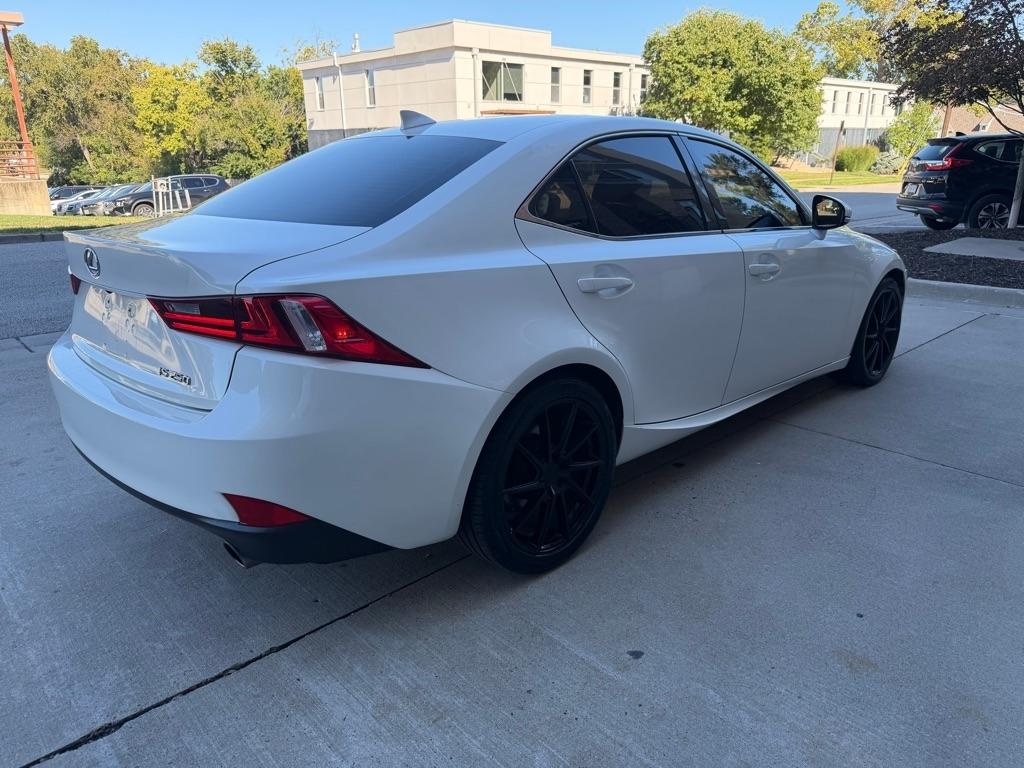 Lexus IS 250 RWD 2014