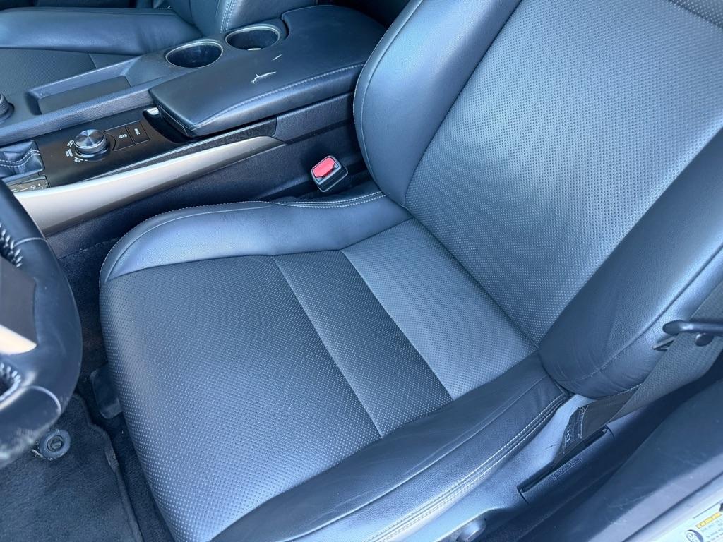 Lexus IS 250 RWD 2014