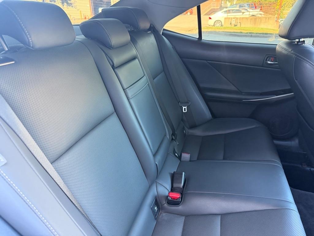 Lexus IS 250 RWD 2014