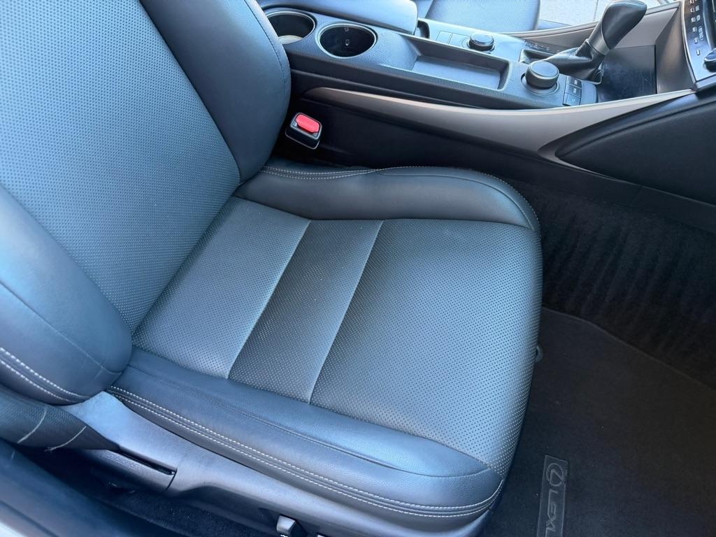 Lexus IS 250 RWD 2014