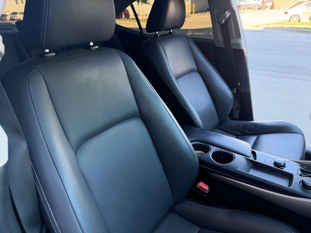 Lexus IS 250 RWD 2014