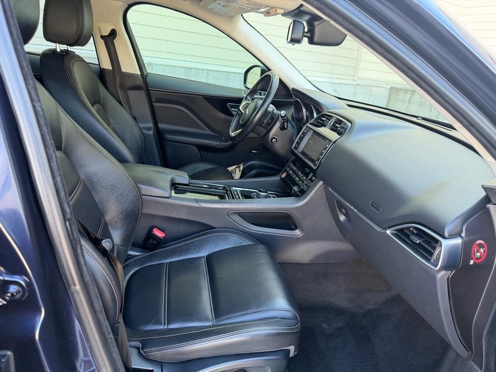 Jaguar F-Pace 25t Prestige 2018