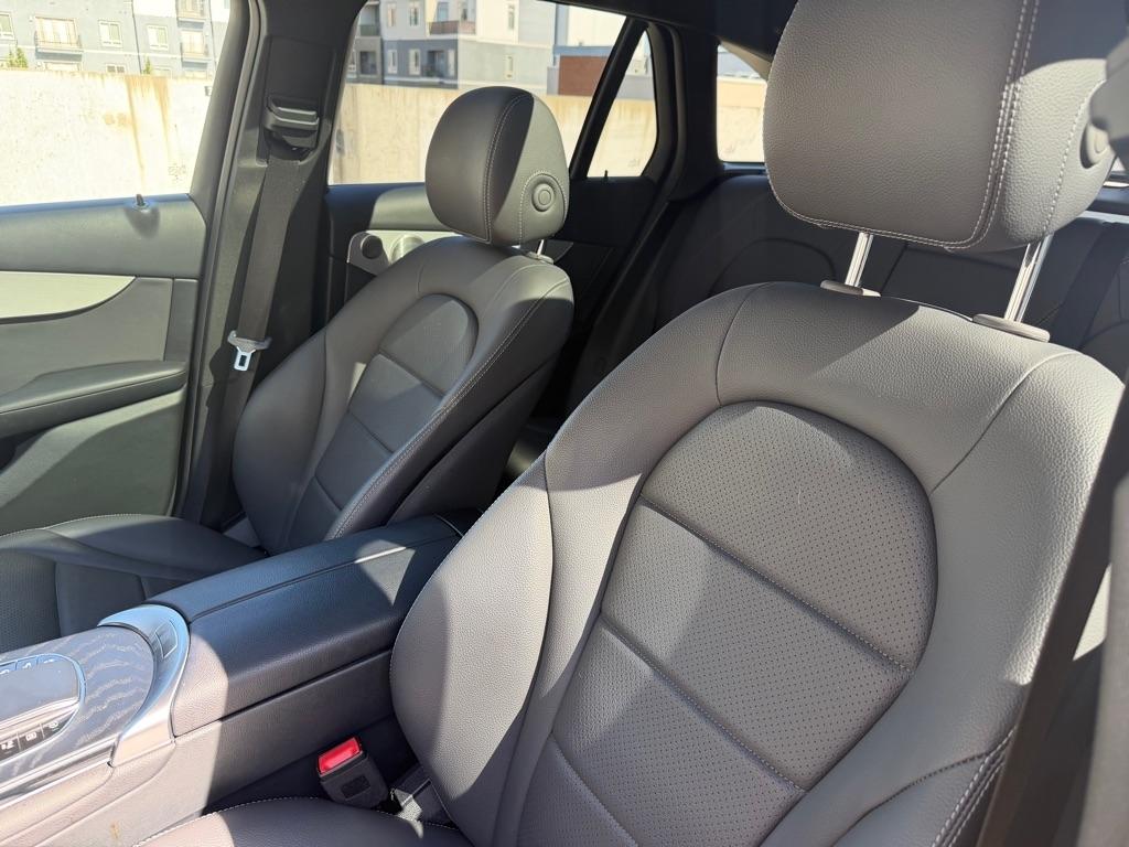 Mercedes-Benz GLC-Class GLC300 4MATIC 2021