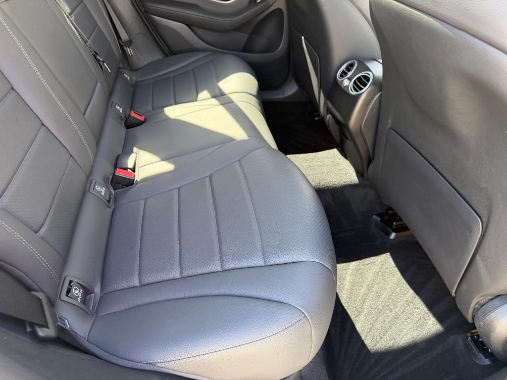 Mercedes-Benz GLC-Class GLC300 4MATIC 2021
