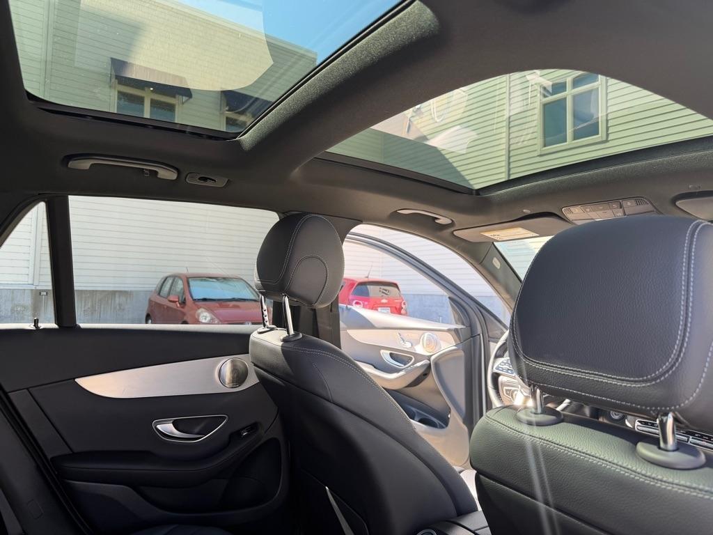 Mercedes-Benz GLC-Class GLC300 4MATIC 2021