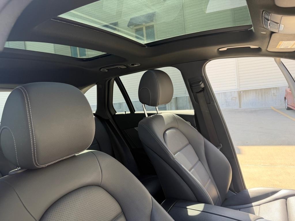 Mercedes-Benz GLC-Class GLC300 4MATIC 2021