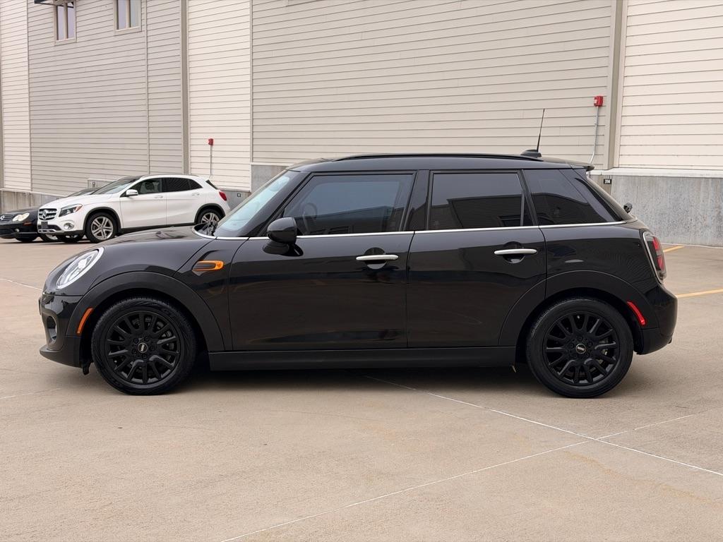 MINI Cooper 4-Door 2017