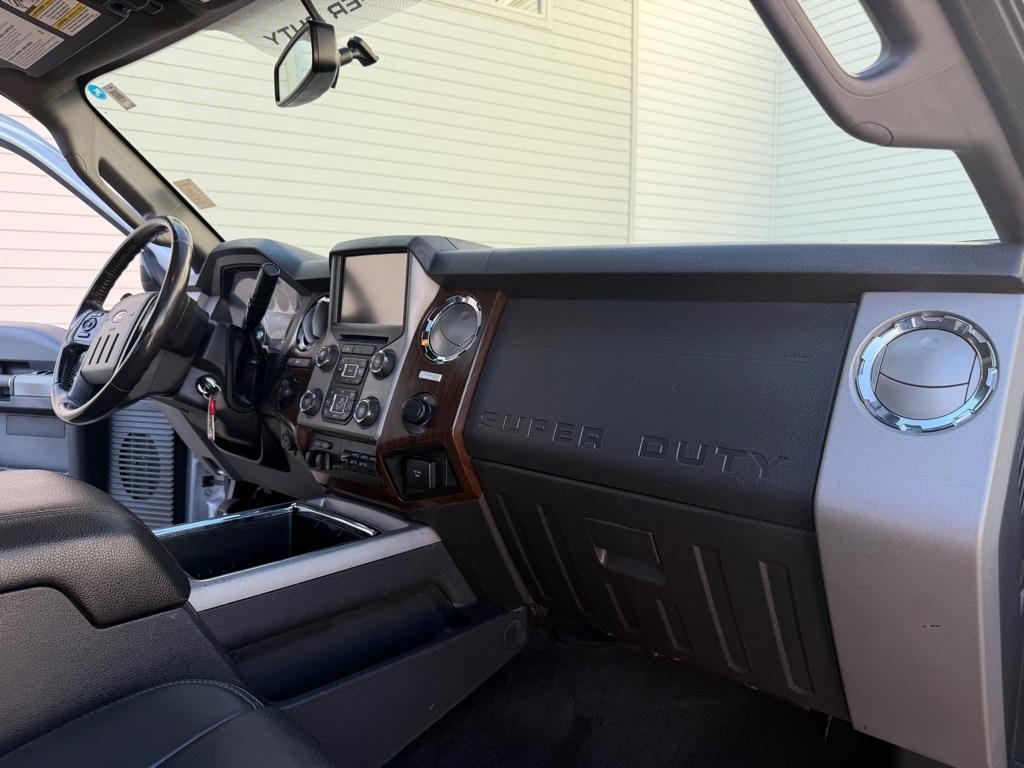 Ford F-250 SD King Ranch Crew Cab 4WD 2016