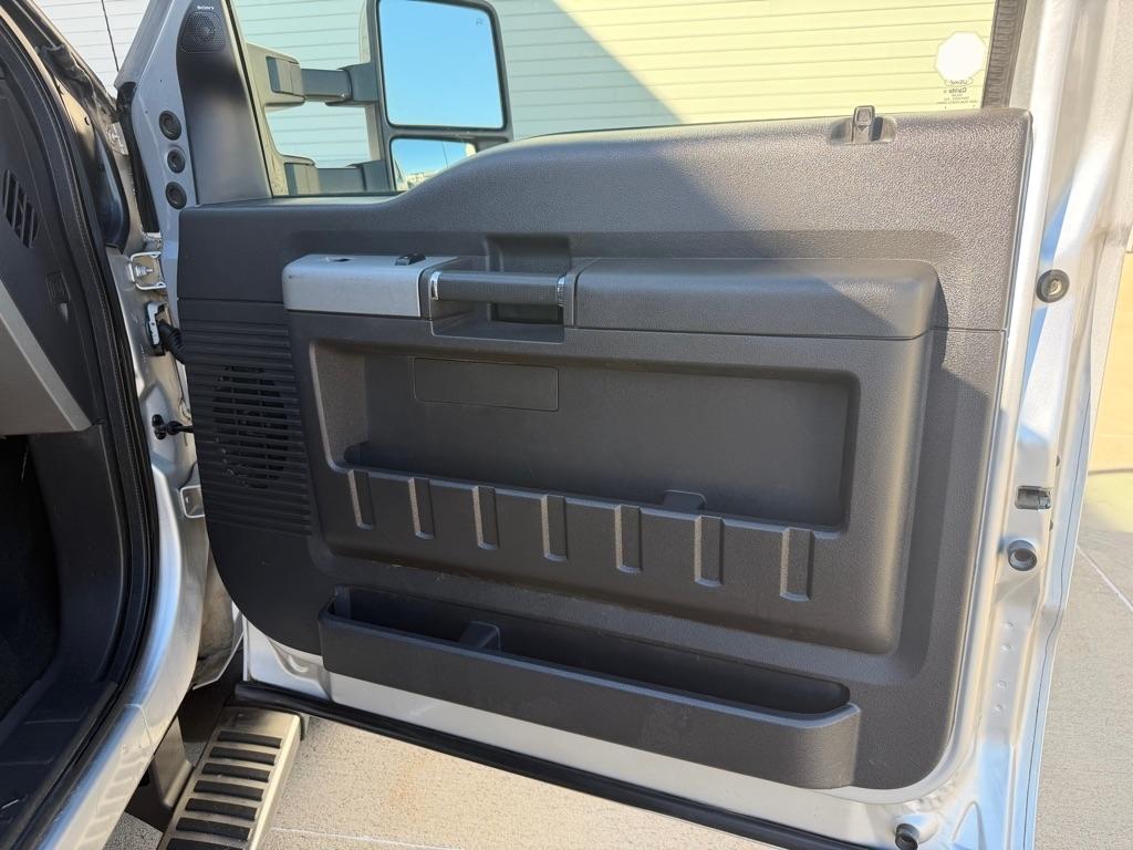 Ford F-250 SD King Ranch Crew Cab 4WD 2016