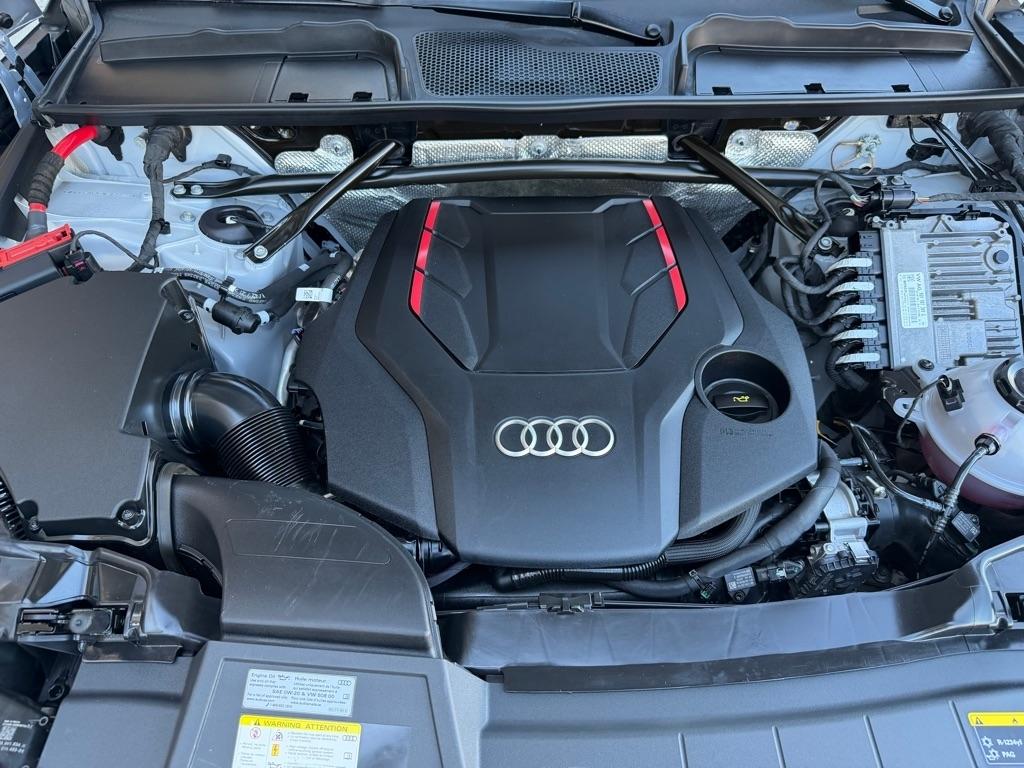 Audi SQ5 3.0T Premium Plus quattro 2022