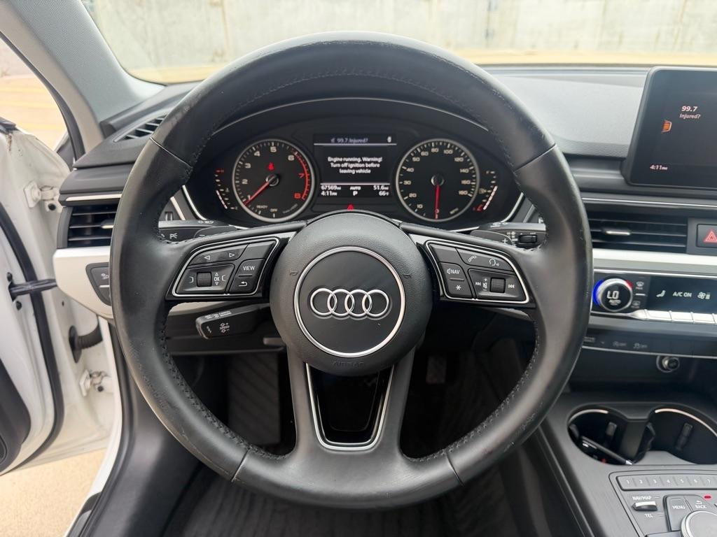 Audi A4 2.0T Premium quattro Sedan 2017