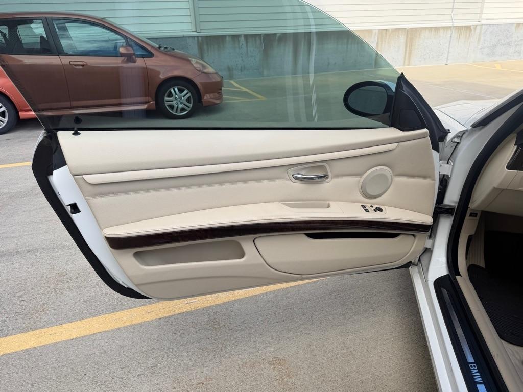 BMW 3-Series 328i Coupe 2009