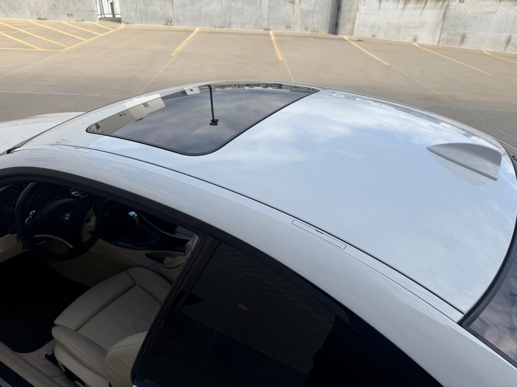 BMW 3-Series 328i Coupe 2009