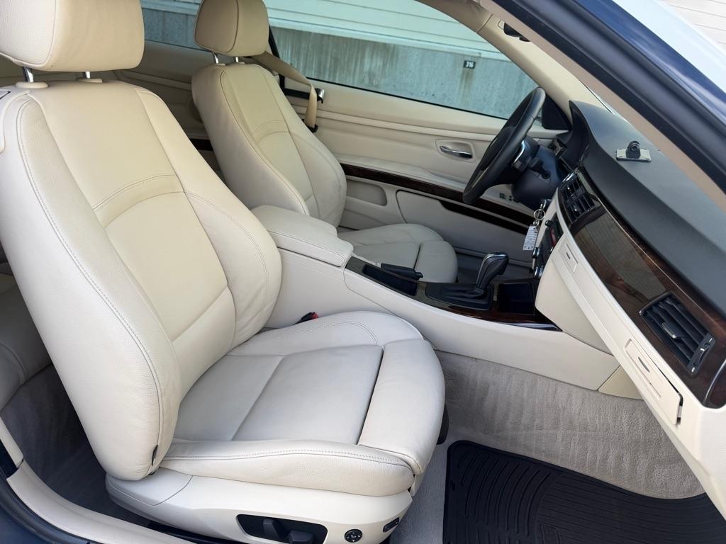 BMW 3-Series 328i Coupe 2009