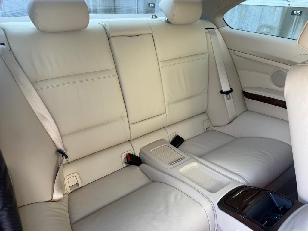 BMW 3-Series 328i Coupe 2009