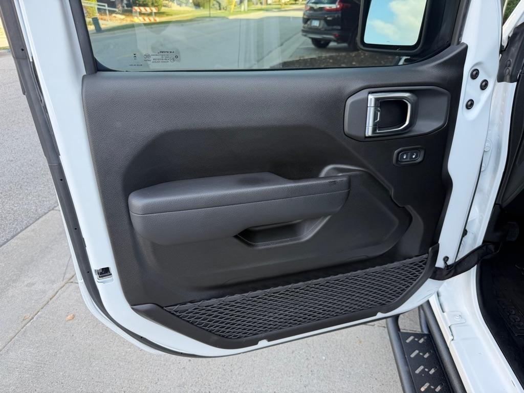 Jeep Wrangler Sport 2025