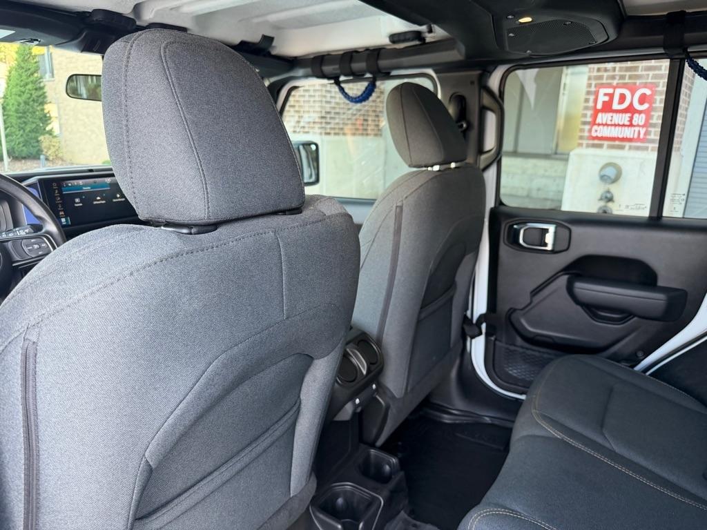 Jeep Wrangler Sport 2025