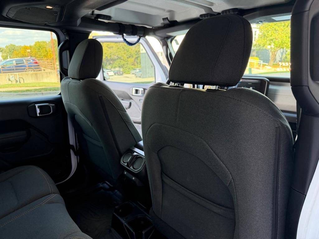 Jeep Wrangler Sport 2025