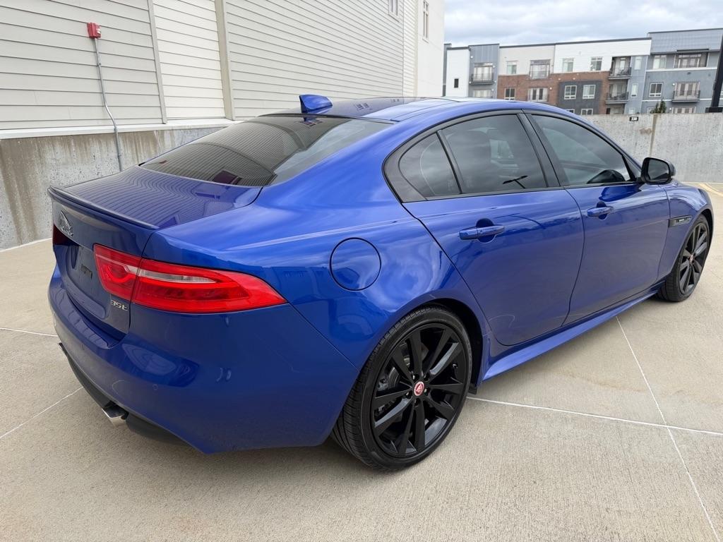 Jaguar XE 35t R-Sport 2017
