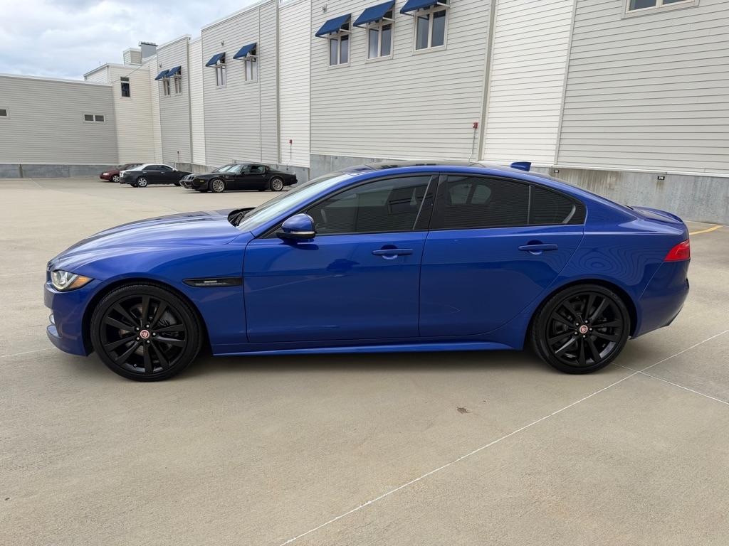 Jaguar XE 35t R-Sport 2017