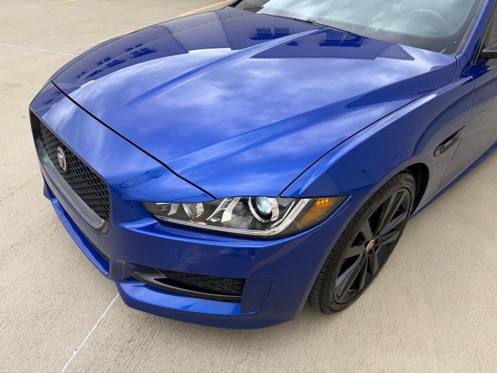 Jaguar XE 35t R-Sport 2017