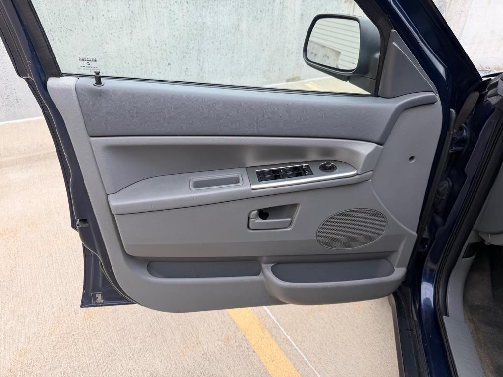 Jeep Grand Cherokee Laredo 4WD 2005