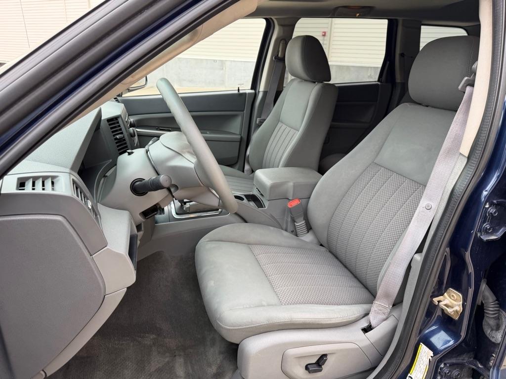 Jeep Grand Cherokee Laredo 4WD 2005