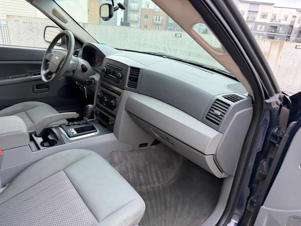 Jeep Grand Cherokee Laredo 4WD 2005