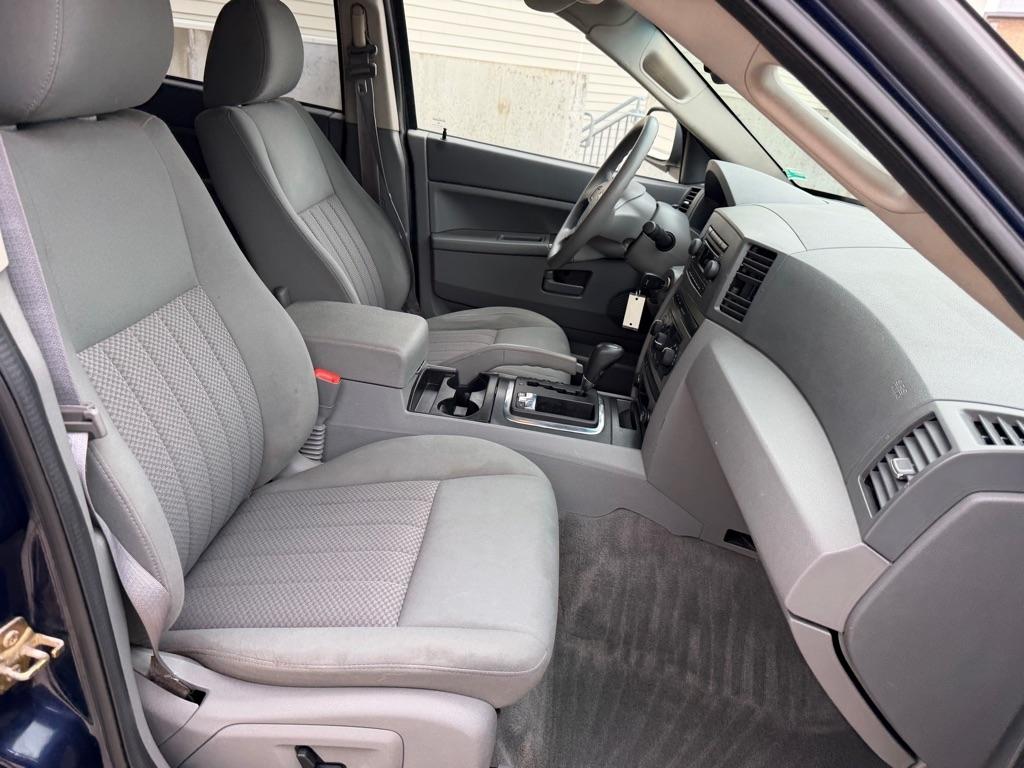 Jeep Grand Cherokee Laredo 4WD 2005