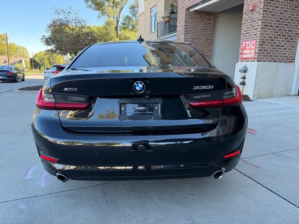 BMW 3-Series 330i xDrive 2021