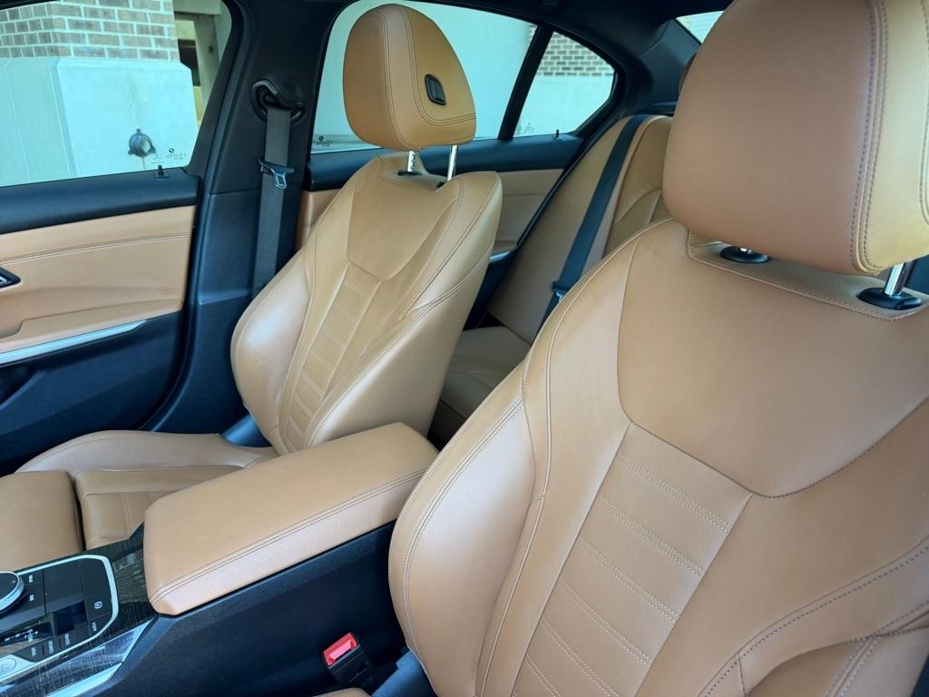 BMW 3-Series 330i xDrive 2021