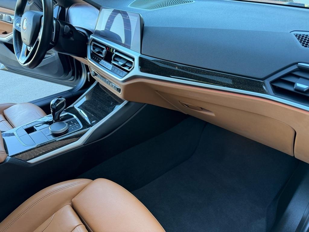 BMW 3-Series 330i xDrive 2021