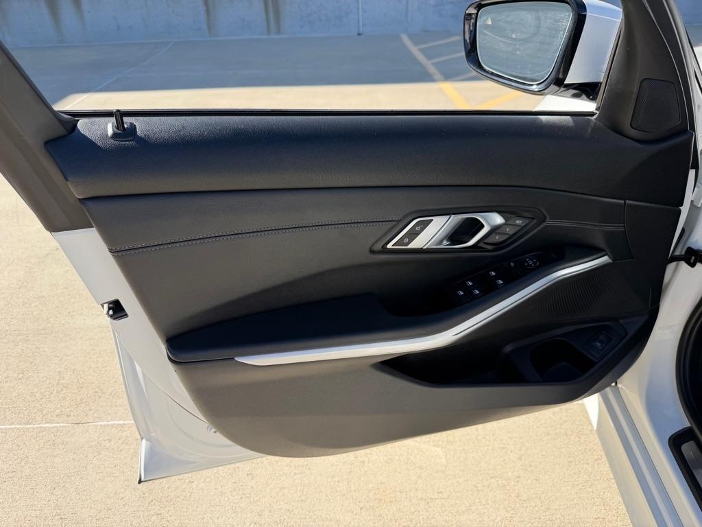 BMW 3-Series 330i xDrive 2019