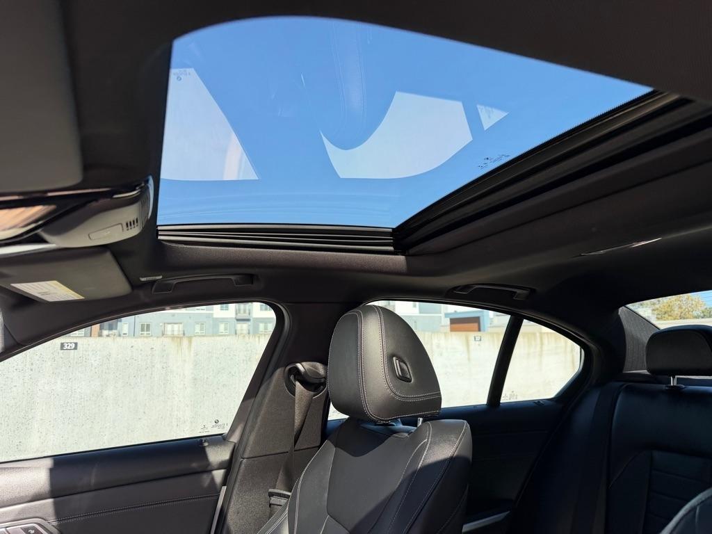 BMW 3-Series 330i xDrive 2019